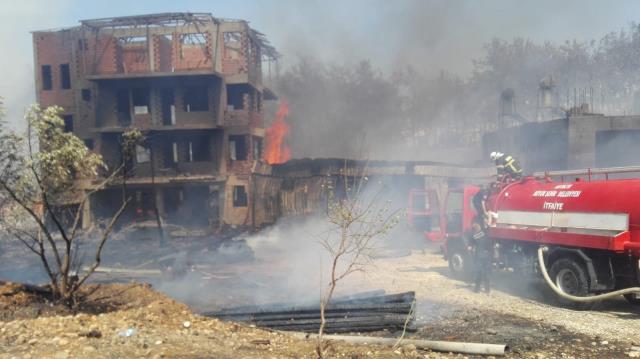 Manavgat alevlere teslim, belediye başkanının çaresizliği ekrana yansıdı: Neyle mücadele ettiğimizi bilmiyoruz