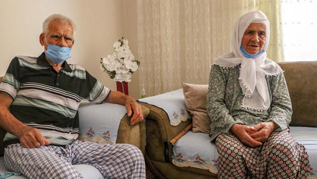 Manavgat yangınında evi tamamen yanan Ayşe Nine, çocuklarından kayıp takma dişlerinin bulunmasını istemiş Manavgat yangınında evi tamamen yanan Ayşe Nine, çocuklarından kayıp takma dişlerinin bulunmasını istemiş