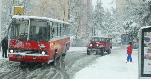 Meteoroloji'den 'İstanbul'da 1987'de olduğu gibi 1 metre kar yağacak' söylentilerine yanıt: O kış bu kış değil