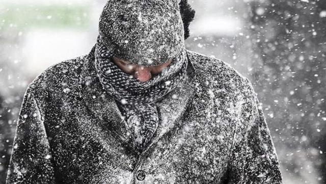 Meteoroloji'nin 5 günlük hava tahmin raporuna yansıdı: İstanbul'a bahar değil yeniden kar geliyor