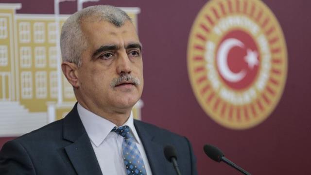 Milletvekilliği düşürülen HDP'li Ömer Faruk Gergerlioğlu gözaltına alındı Milletvekilliği düşürülen HDP'li Ömer Faruk Gergerlioğlu gözaltına alındı