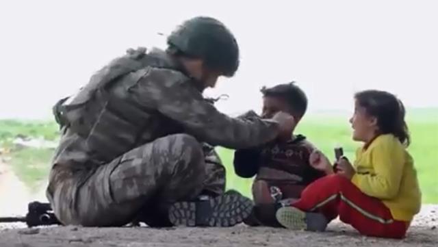 Milli Savunma Bakanlığı, 23 Nisan'ı sosyal medya üzerinden paylaştığı bir video ile kutladı Milli Savunma Bakanlığı, 23 Nisan'ı sosyal medya üzerinden paylaştığı bir video ile kutladı