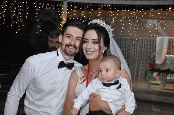Nikahta çift, düğünde 3 kişi oldular