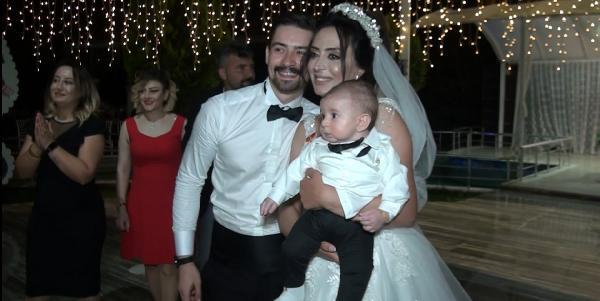 Nikahta çift, düğünde 3 kişi oldular