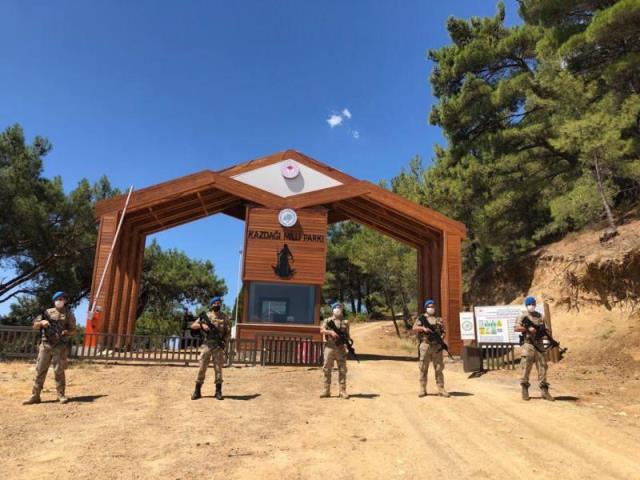Olası bir yangın ihtimaline karşı Kazdağları'na girişler yasaklandı, komandolar bölgeye konuşlandırıldı