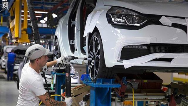 Oyak Renault, küresel tedarik krizi nedeniyle üretime bir hafta ara verecek Oyak Renault, küresel tedarik krizi nedeniyle üretime bir hafta ara verecek