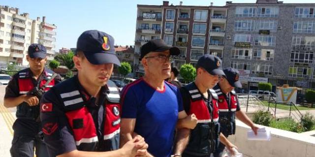 Öz kızını kurşuna yağmuruna tutarak katleden cani babanın asıl hedefinin eşi olduğu ortaya çıktı