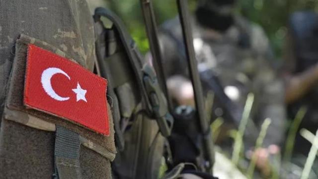 Pençe-Şimşek operasyonunda bir askerimiz şehit oldu Pençe-Şimşek operasyonunda bir askerimiz şehit oldu