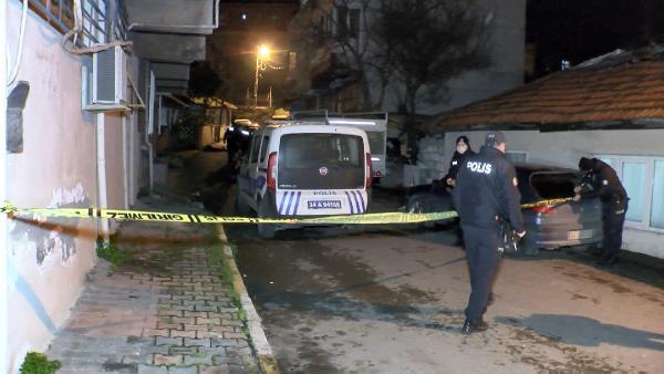 Pendik'te genç kızı korumak isteyen dayısı canından oldu, komşusu yaralandı Pendik'te genç kızı korumak isteyen dayısı canından oldu, komşusu yaralandı