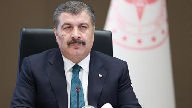 Sağlık Bakanı Koca'nın aşı olmayanlara kısıtlama sinyali ortalığı karıştırdı! Sosyal medyada istifası istendi Sağlık Bakanı Koca'nın aşı olmayanlara kısıtlama sinyali ortalığı karıştırdı! Sosyal medyada istifası istendi