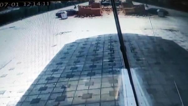 Saldırıya uğrayan adam dehşet dakikalarını anlattı: Kafama sallama bıçakla vurdular, öldüm sanıp bıraktılar