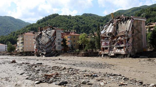 Sel felaketini yaşayan Kastamonu ve Sinop uzaydan görüntülendi! Yıkım çok büyük