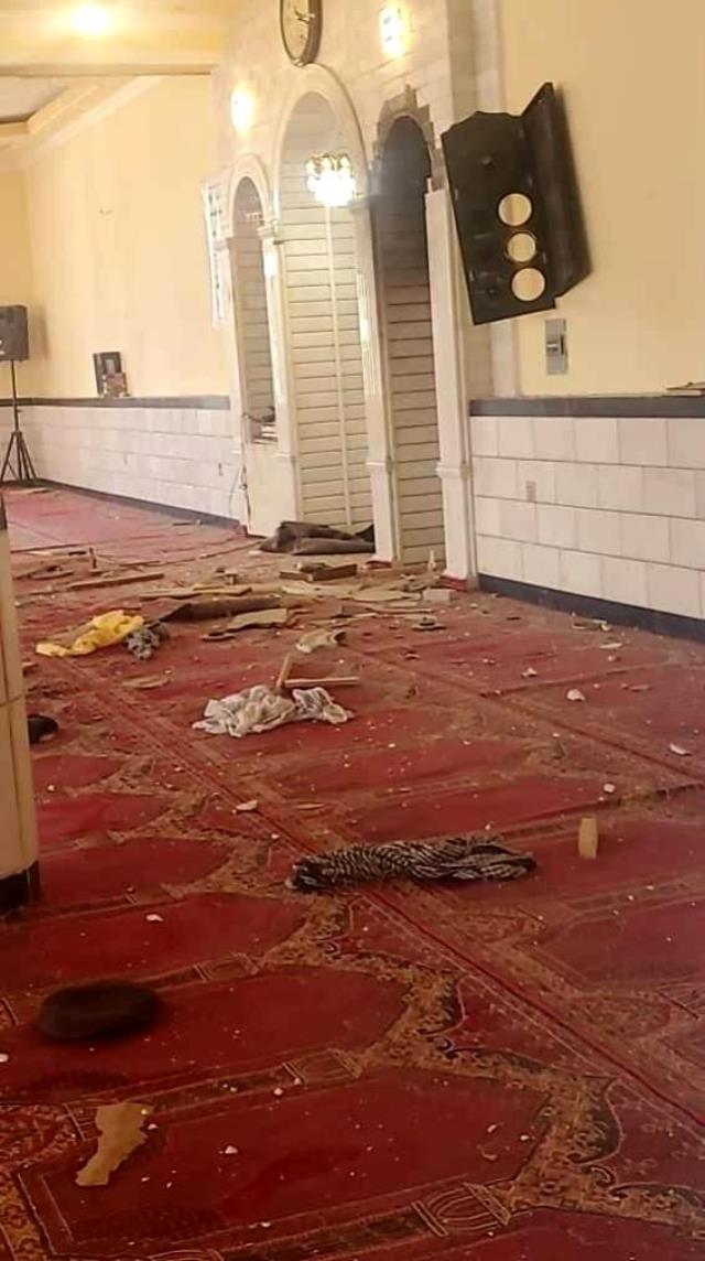 Son Dakika! Afganistan'da cuma namazı sırasında bir camiye düzenlenen saldırıda 12 kişi hayatını kaybetti