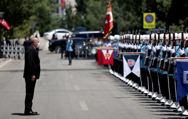 Son Dakika! Cumhurbaşkanı Erdoğan kritik mesajı 15 Temmuz gecesi ilk bombanın düştüğü noktadan verdi: Kimse bu şanlı mücadeleyi önemsizleştiremez