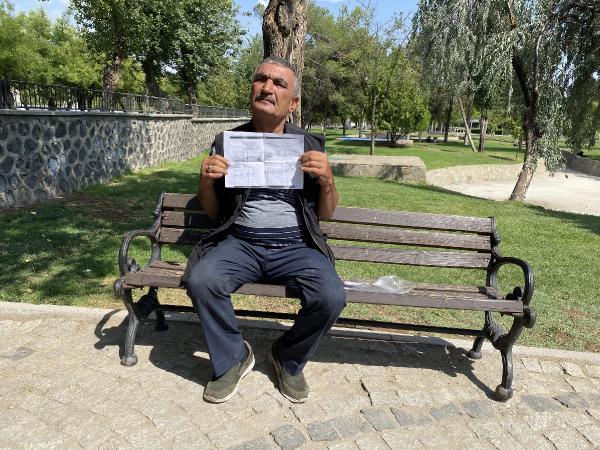Son dakika haberi | 35 yıl önce firar ettiği askerlikten dolayı 'Vatansız' belgesi verildi