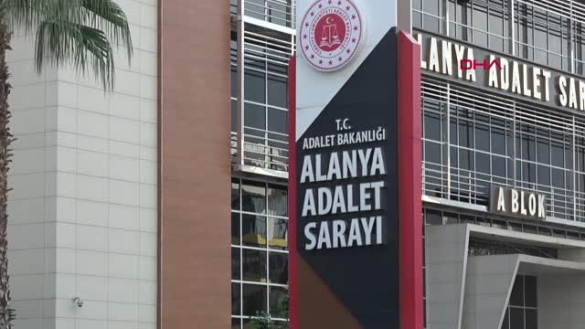 Son dakika haberi: ANTALYA MUHTAR, TABANCASINI TEMİZLERKEN EŞİNİ ÖLDÜRDÜ