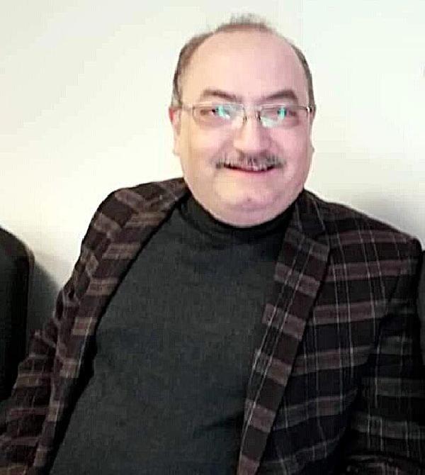 Son dakika haberi: Aşı karşıtı gazeteci, koronavirüsten hayatını kaybetti