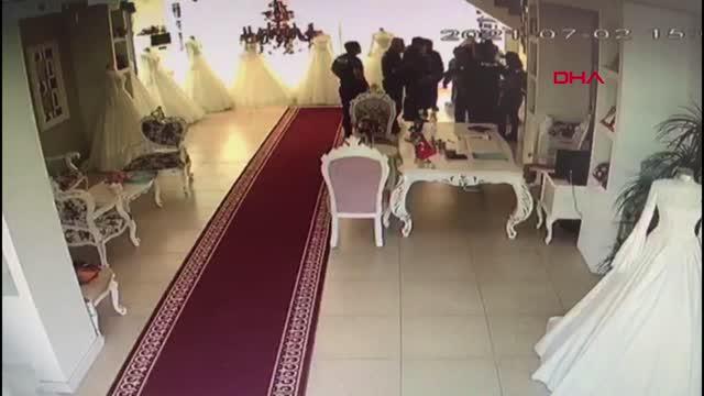 Son dakika haberi... ORDU BBP KADIN KOLLARI BAŞKANI'NA TERS KELEPÇEYLE GÖZALTINA SORUŞTURMA