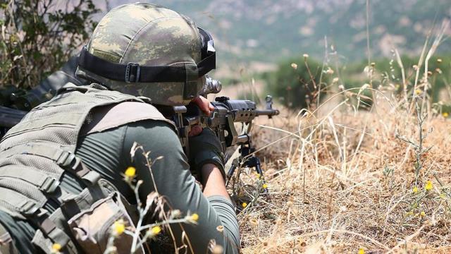 Son Dakika! İçişleri Bakanı Soylu: Uzun zamandır takip ettiğimiz 8 terörist etkisiz hale getirildi Son Dakika! İçişleri Bakanı Soylu: Uzun zamandır takip ettiğimiz 8 terörist etkisiz hale getirildi