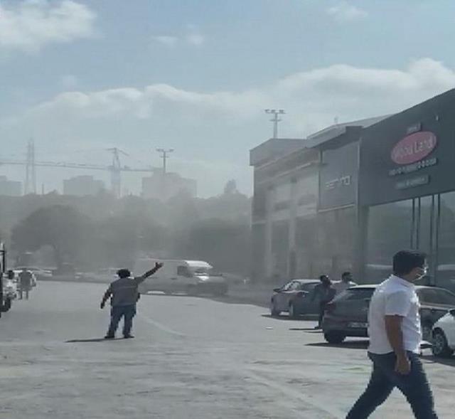 Son dakika! İkitelli'de iş yeri çöktü, olay yerine ekipler sevk edildi