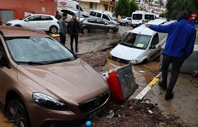 Son Dakika: İzmir'deki selde can kaybı! Menderes ilçesinde 1 kişi hayatını kaybetti