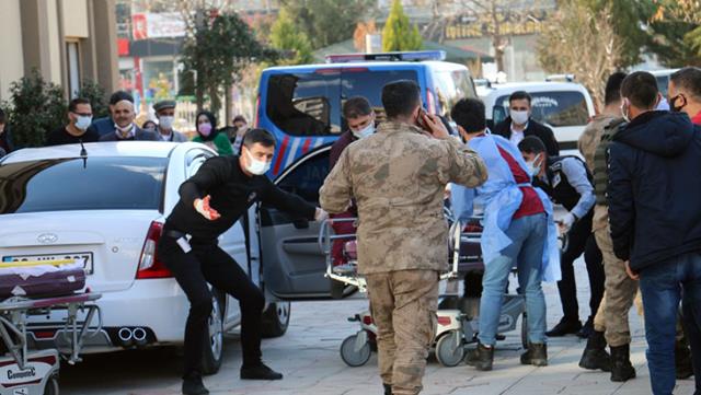 Son Dakika: Kahta'da iki aile arasında çıkan silahlı kavgada 6 kişi öldü, 4 kişi yaralandı