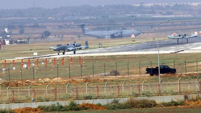 Son dakika! Milli Savunma Bakanlığı'ndan ABD'ye üstü kapalı mesaj: İncirlik Türk üssüdür, bayrağımız 24 saat gönderde çekilidir Son dakika! Milli Savunma Bakanlığı'ndan ABD'ye üstü kapalı mesaj: İncirlik Türk üssüdür, bayrağımız 24 saat gönderde çekilidir
