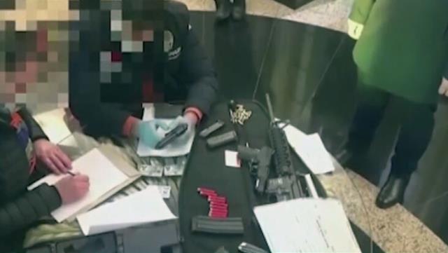 Son Dakika: Sedat Peker'in evinin arandığı operasyonun görüntüleri yayınlandı! İşte o anlar Son Dakika: Sedat Peker'in evinin arandığı operasyonun görüntüleri yayınlandı! İşte o anlar