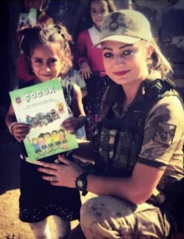 J.Asb.Üçvş. Pamit tim komutanı Şehit Esma Çevik.