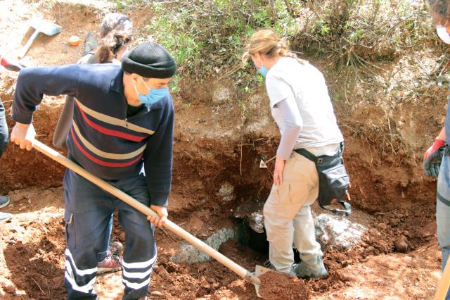 Su kanalı kazısından antik mezar çıktı! 6 tana kafatası bulundu
