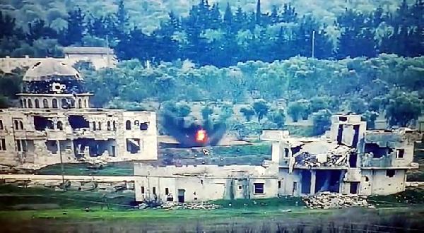 Suriye'de, saldırı hazırlığındaki teröristler böyle etkisiz hale getiriliyor Suriye'de, saldırı hazırlığındaki teröristler böyle etkisiz hale getiriliyor