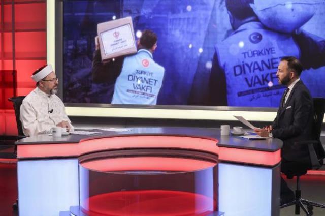 Tam kapanmada camilerde cemaatle namaz kılınacak mı? Diyanet İşleri Başkanı Erbaş tartışmalara noktayı koydu