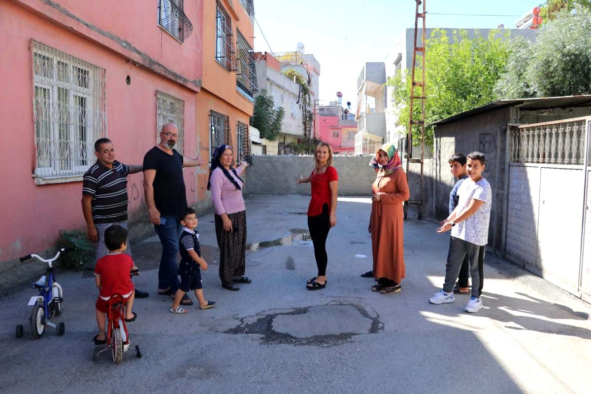 ''Tapulu arazim'' diyerek ördüğü çivili duvarla sokağı kapattı! Komşuları böyle isyan etti: Şok olduk, Berlin Duvarı gibi