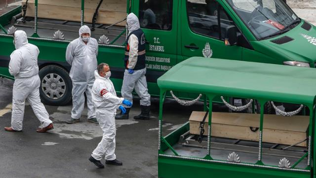 Toplum Bilimleri Kurulu Üyesi İlhan: Mutant virüs Türkiye içerisinde yayılımda, İstanbul veya Ankara'da da görülme ihtimali söz konusu olabilir Toplum Bilimleri Kurulu Üyesi İlhan: Mutant virüs Türkiye içerisinde yayılımda, İstanbul veya Ankara'da da görülme ihtimali söz konusu olabilir