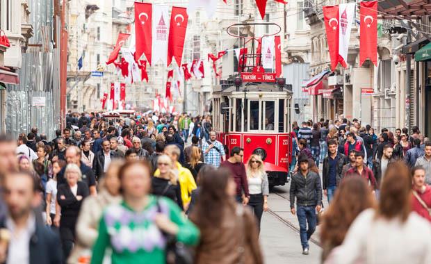 Türkiye'deki işsiz sayısı yılın ilk çeyreğinde 4 milyon 118 bin kişiye yükseldi