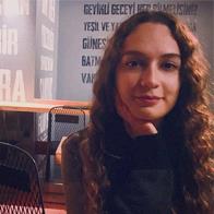 Jülide İshakoğlu