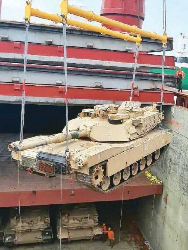 Türkiye'ye 40 kilometre uzakta dikkat çeken hareketlilik! ABD, Dedeağaç'ı cephaneliğe dönüştürüp 400 tank yığdı