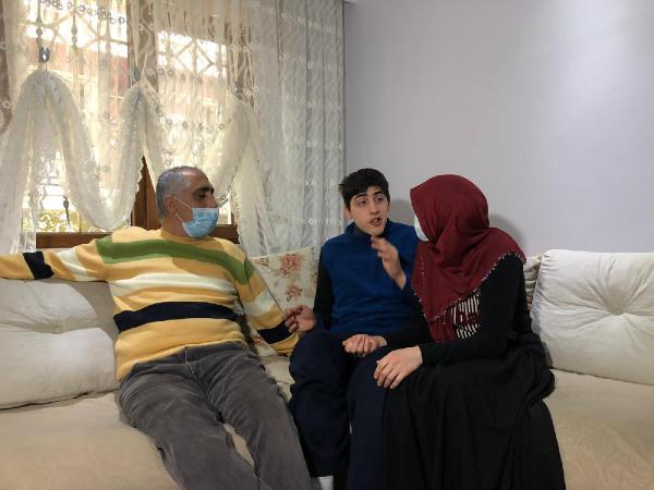 Yalanlarıyla aileye umut verdi, hasta çocuğun durumu ağırlaşınca gerçek ortaya çıktı! Sahte doktor binlerce lira dolandırdı