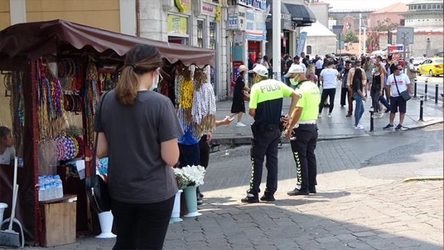 Yanına oturup taciz ettiği kadını otobüsten indikten sonra da takip etti