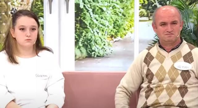 Yufkacı olayından sonra bir skandal daha! Evli kadın, 27 yıllık eşini terk edip 3. kuma olarak kaçtı