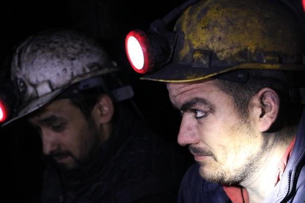 Zonguldak'ta yerin metrelerce altında ilk sahur Zonguldak'ta yerin metrelerce altında ilk sahur